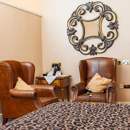 호텔 Annebrook House 4*