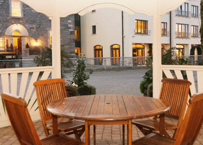 Annebrook House