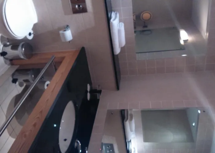 Annebrook House Hotel